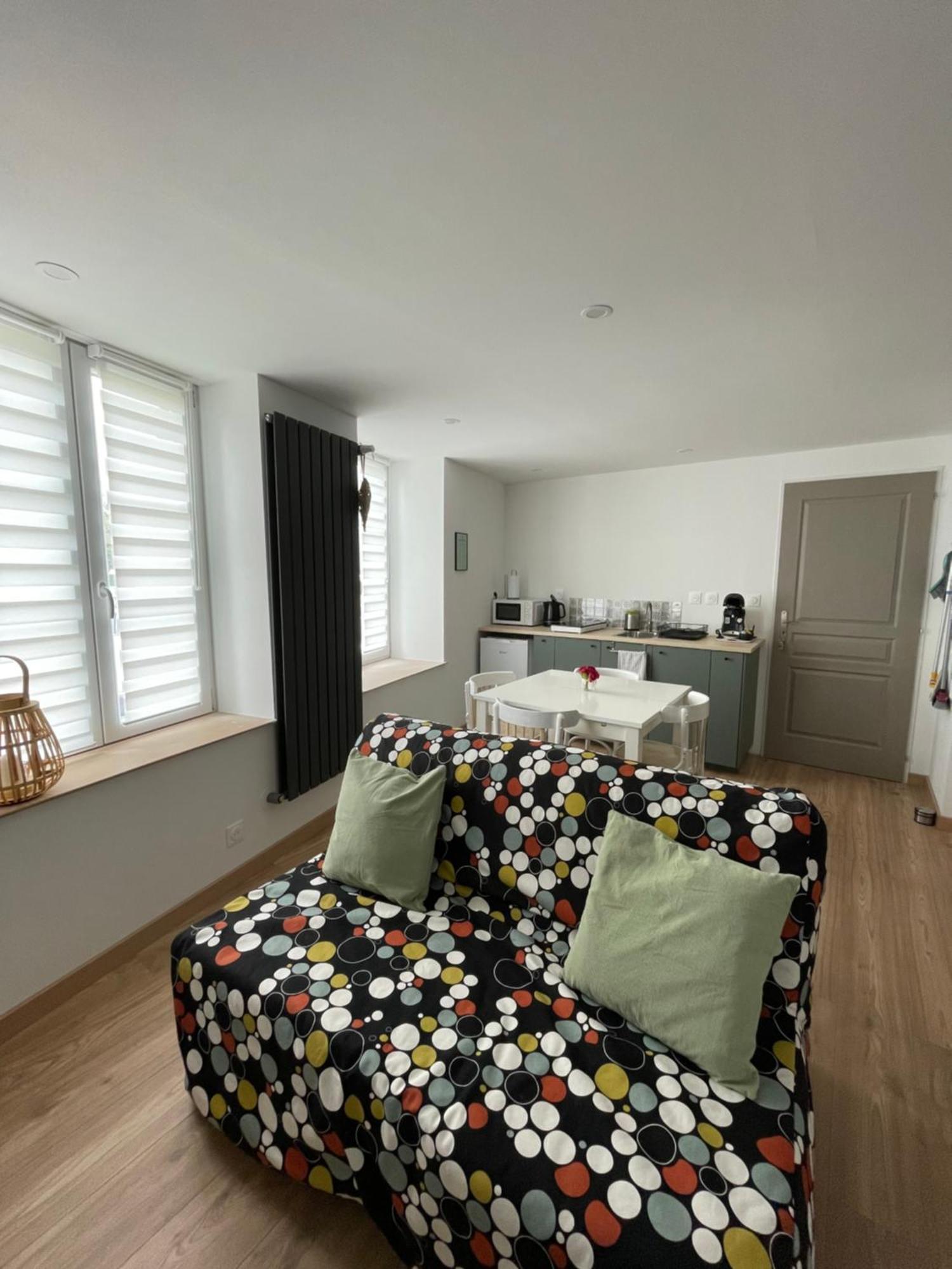 La Roche Apartment Verdun-sur-Meuse Bagian luar foto